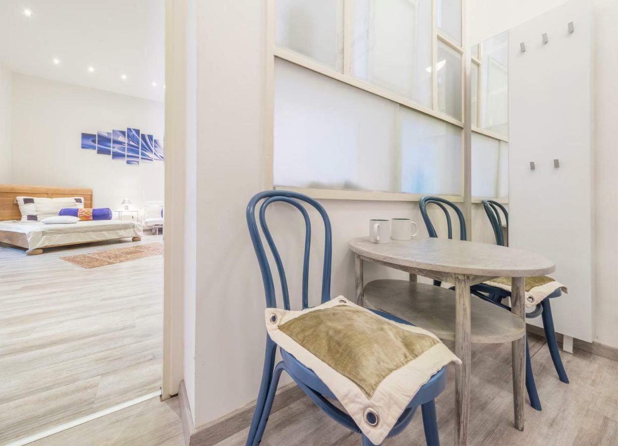 Atlanta Apartment Is In The Heart Of Budapeste Exterior foto